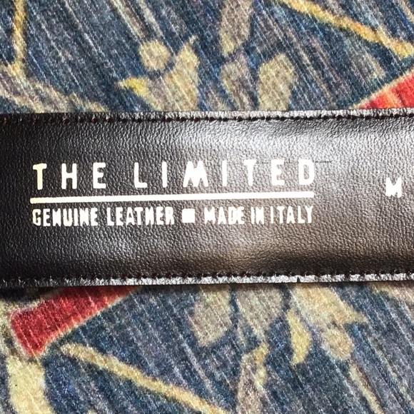 🇮🇹 The Limited Red Leather Crocodile Embossed Wide Adjustable Belt - Picture 2 of 10